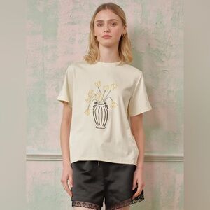 Rosie Posie Relaxed Fit Flower Vase Graphic Top NWT size small